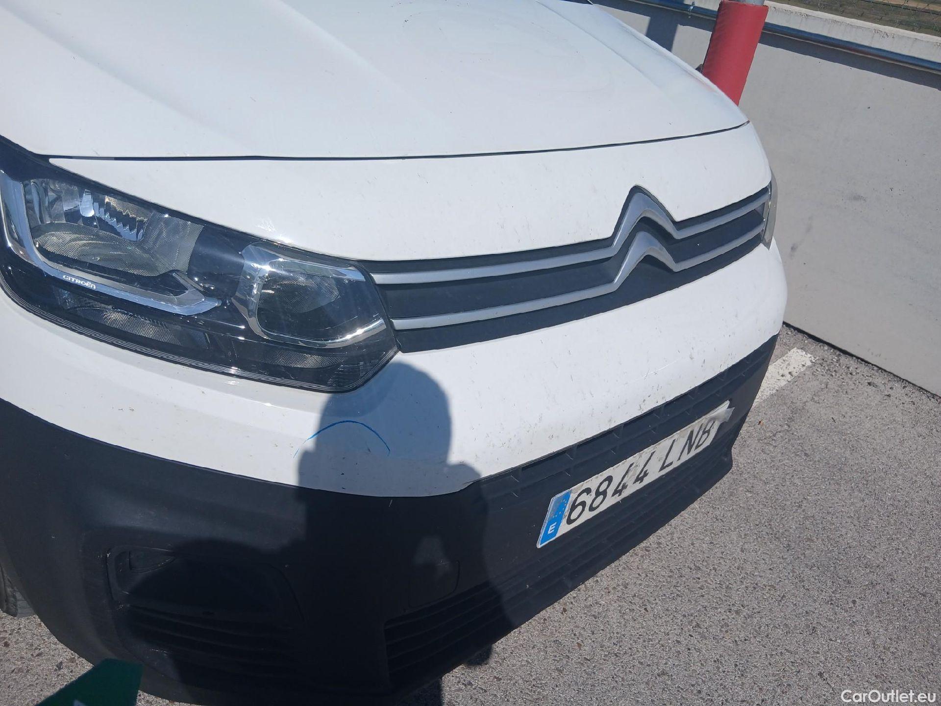  Citroen  Berlingo CITROEN  / 2018 / 4P / furgón derivado de turismo Talla XL BlueHDi 100 CLUB #11