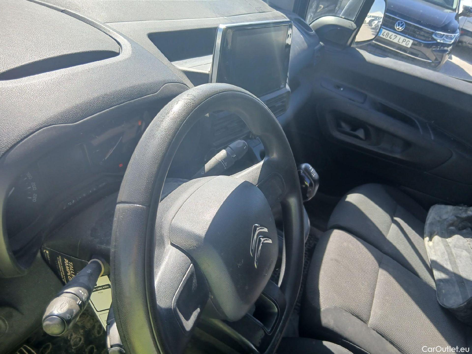  Citroen  Berlingo CITROEN  / 2018 / 4P / furgón derivado de turismo Talla XL BlueHDi 100 CLUB #7