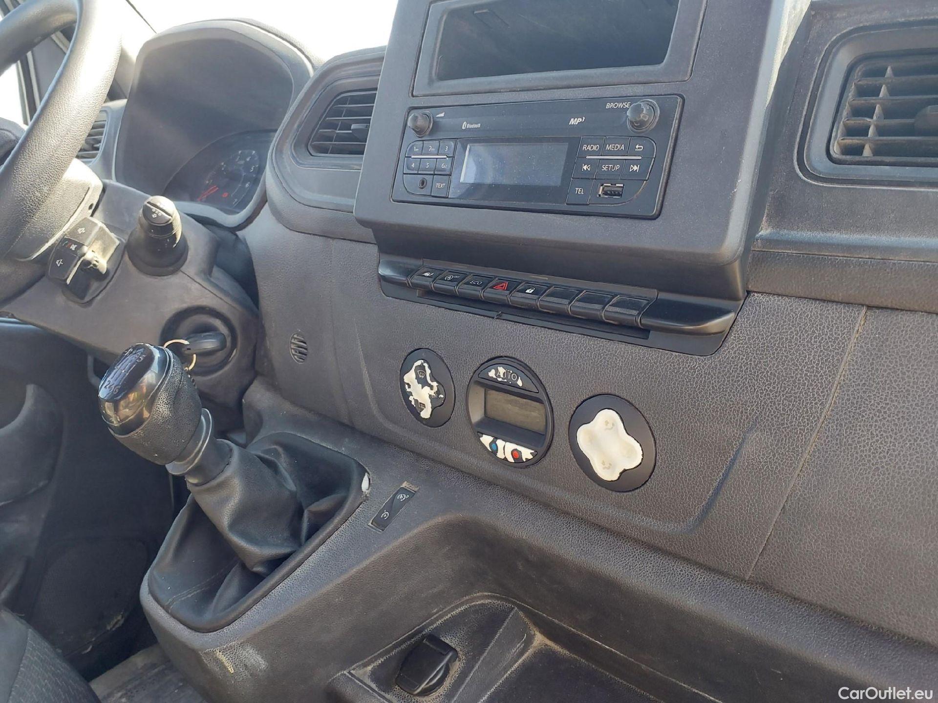  Nissan  NV400 NISSAN  2.3dCi 135 CV FWD COMFORT #19