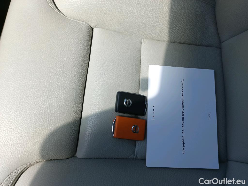  Volvo  XC60 VOLVO  / 2017 / 5P / todoterreno 2.0 B4 D AWD Inscription Auto #26