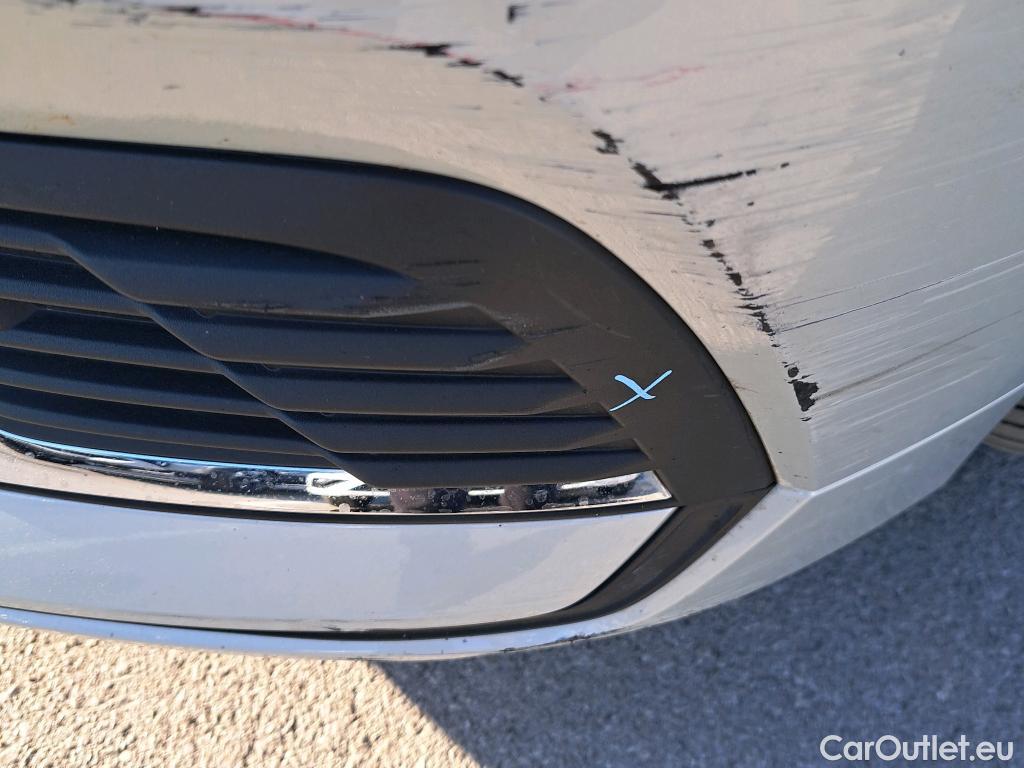  Volvo  V60 VOLVO  / 2018 / 5P / familiar 2.0 T8 AWD Recharge Inscription Exp Auto #26