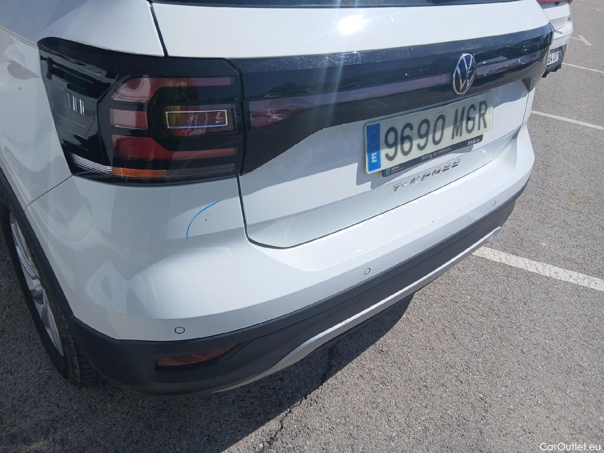  Volkswagen  T-CROSS VOLKSWAGEN  / 2018 / 5P / todoterreno Advance 1.0 TSI 81kW (110CV) #13