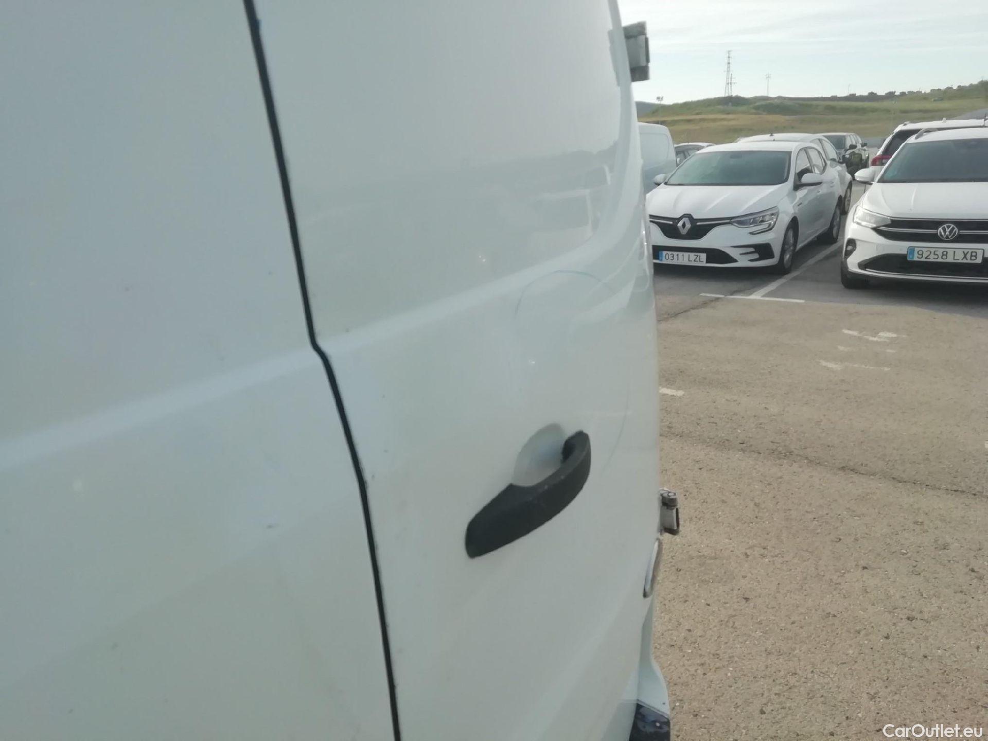  Ford  Transit FORD  Custom / 2012 / 4P / furgón Van 2.0 TDCI 96kW 320 L1 Trend #14