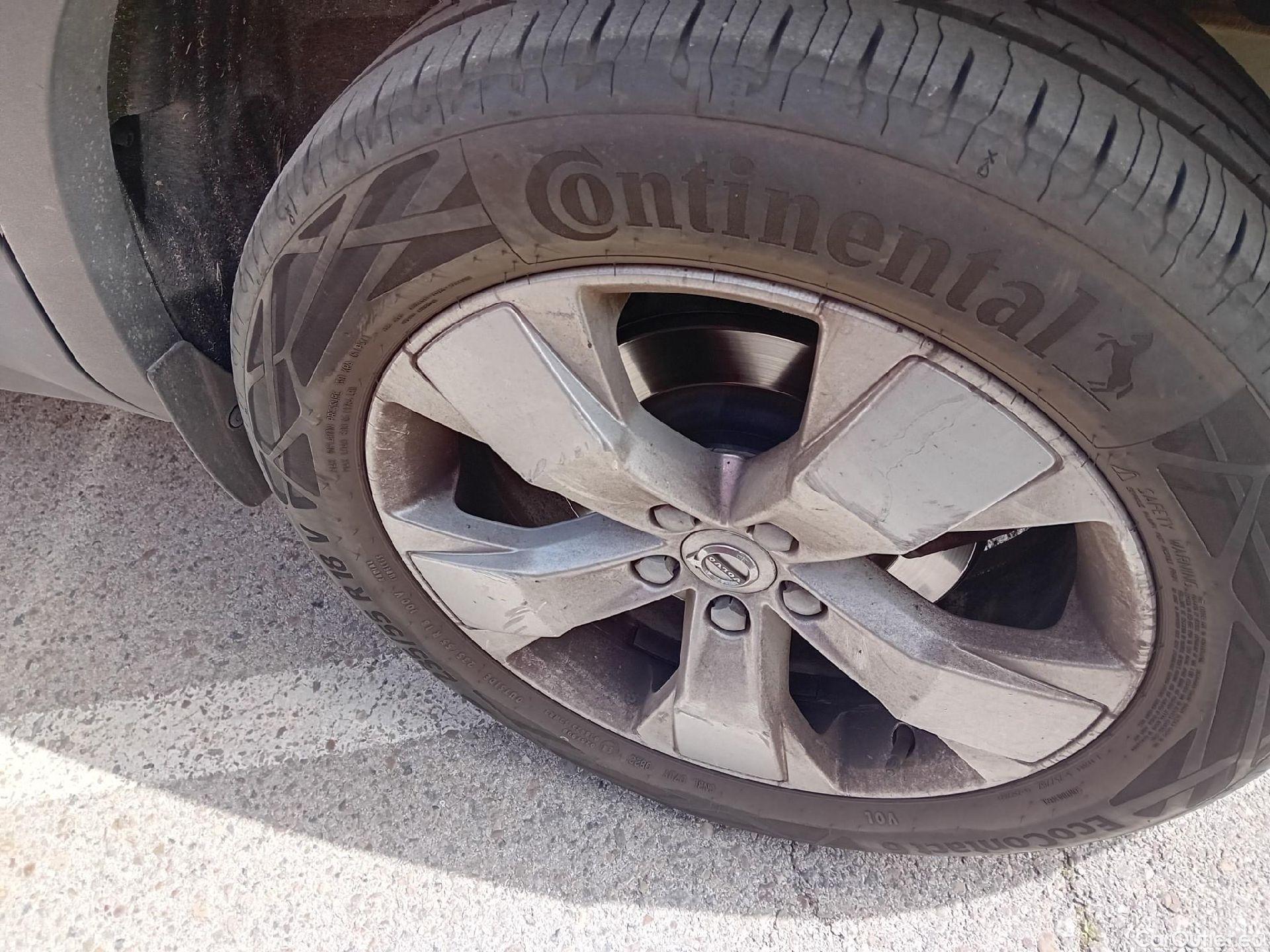  Volvo  XC 40 VOLVO XC40 / 2017 / 5P / todoterreno 2.0 B3 G Momentum Pro Auto #25