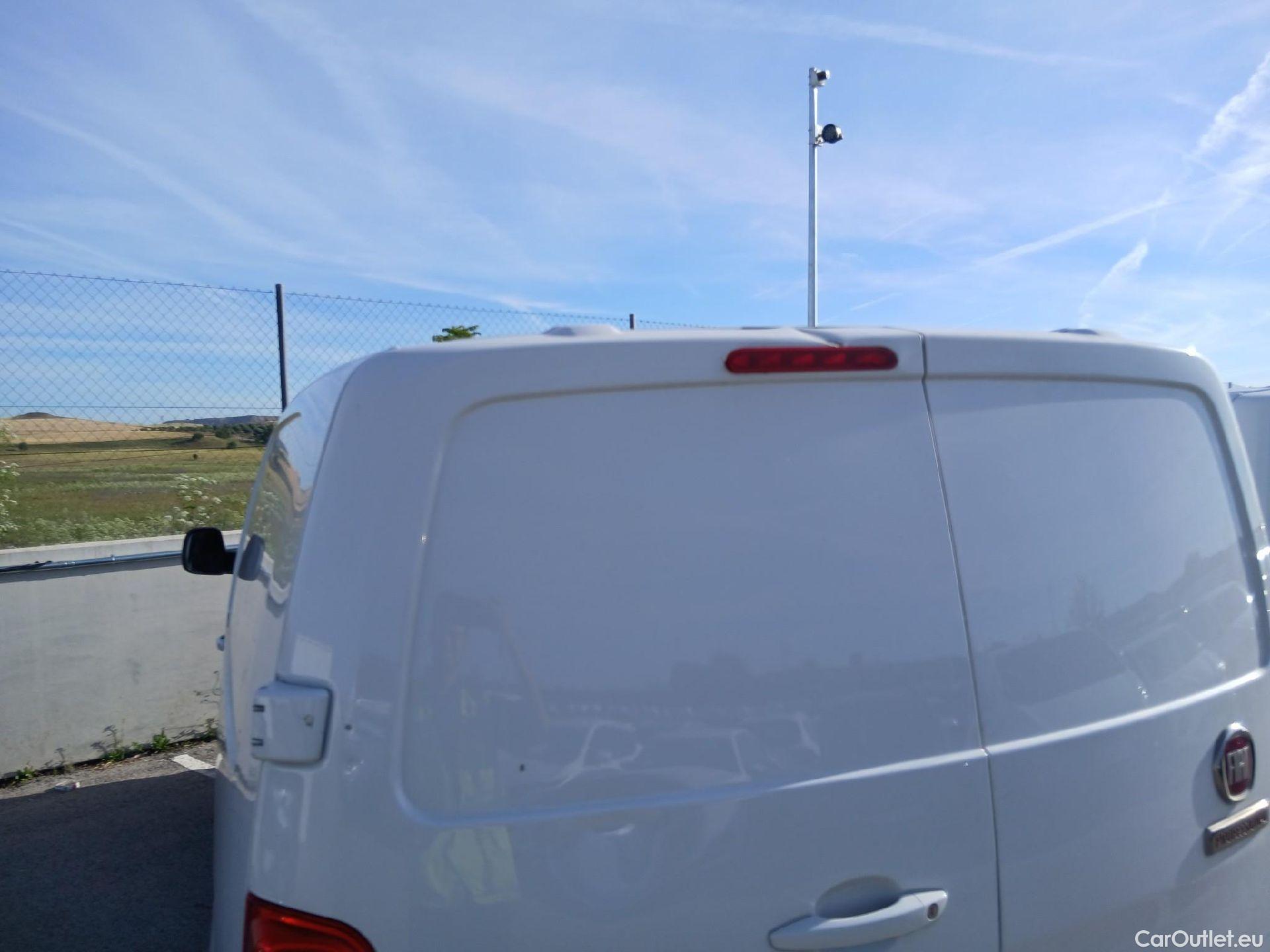  Fiat  Scudo FIAT  / 2021 / 4P / furgón Furgón L2 120cv MT6 Business (AC) #21