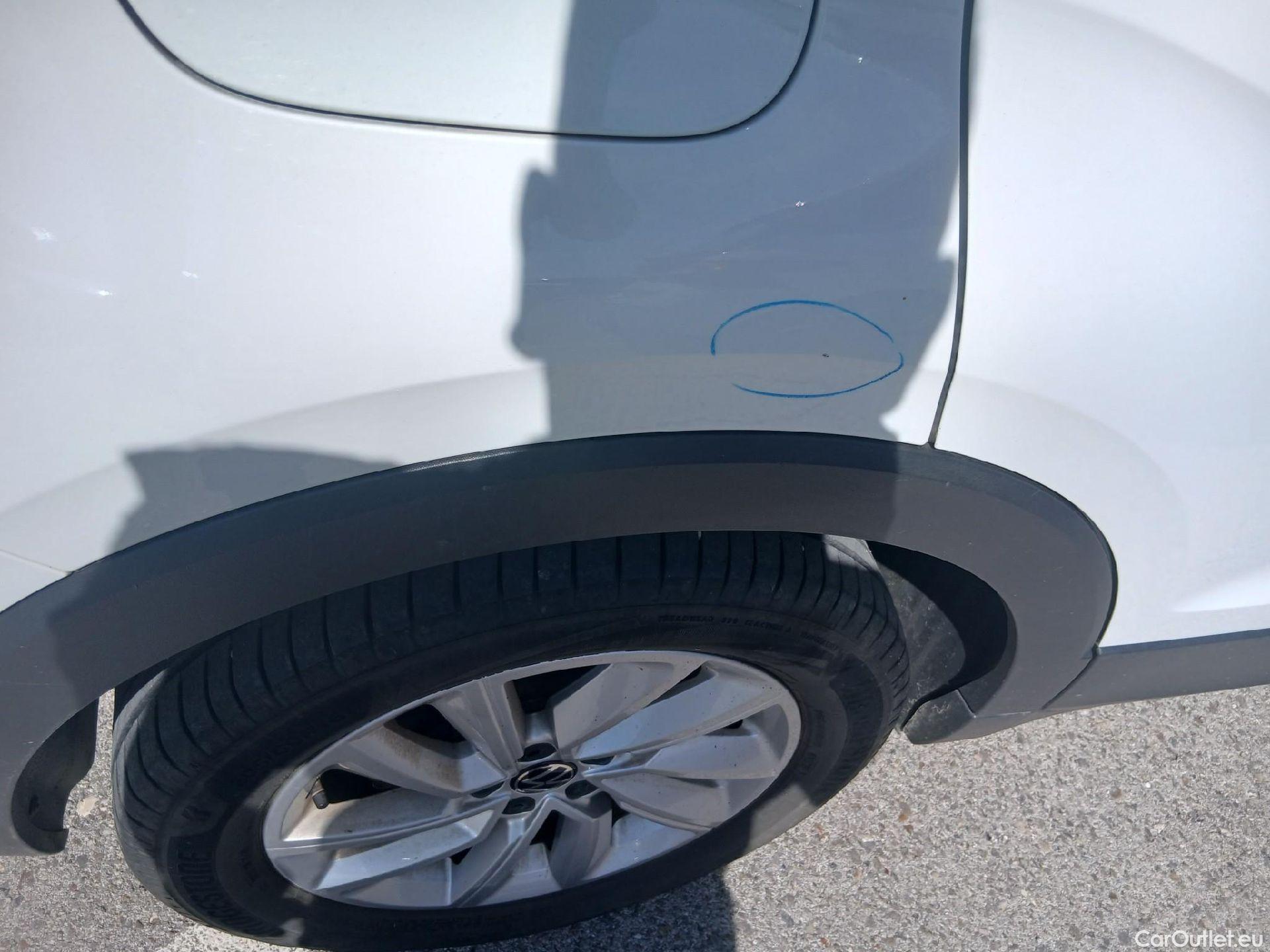  Volkswagen  T-CROSS VOLKSWAGEN  / 2018 / 5P / todoterreno Advance 1.0 TSI 81kW (110CV) #22