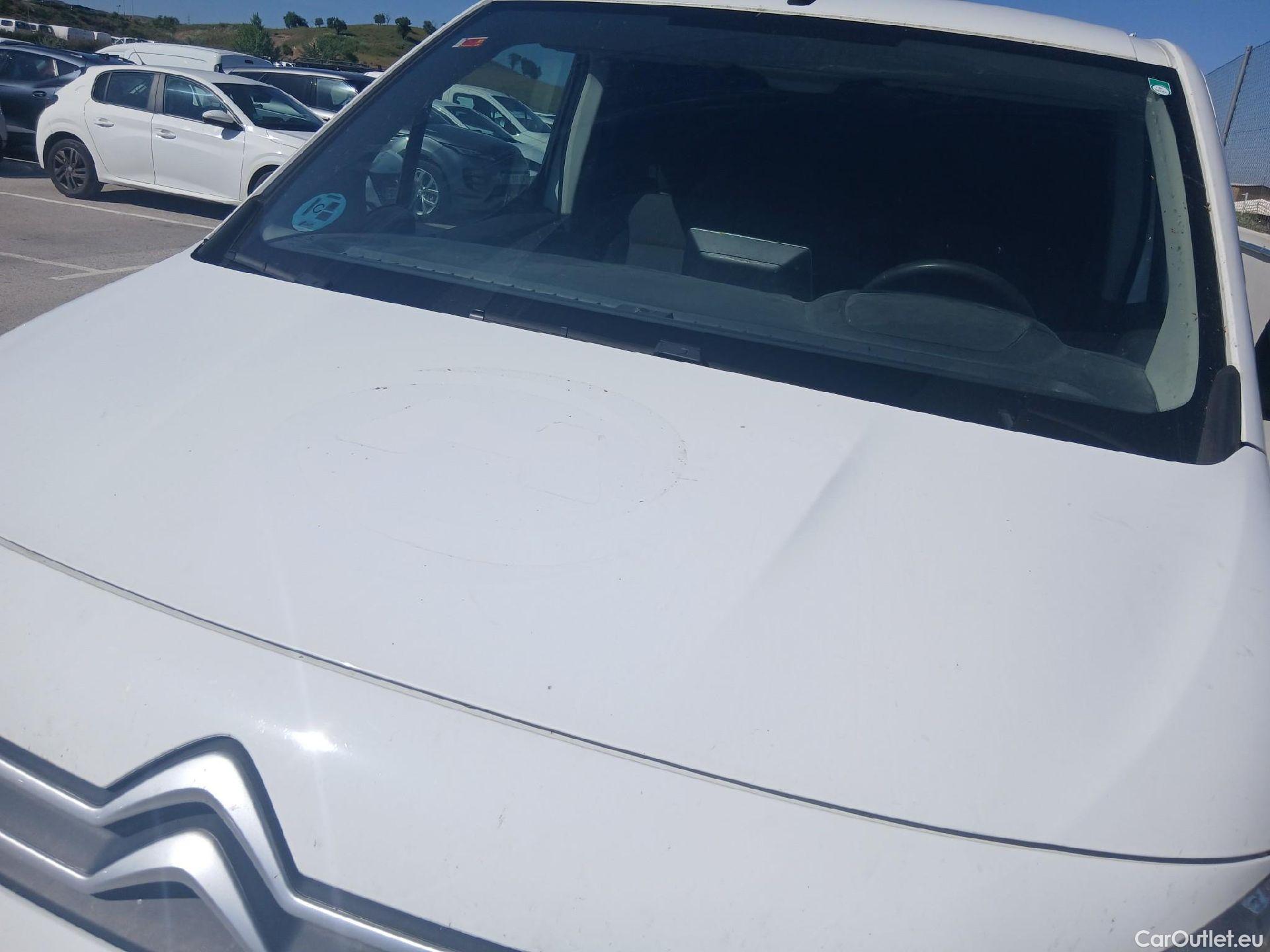  Citroen  Berlingo CITROEN  / 2018 / 4P / furgón derivado de turismo Talla XL BlueHDi 100 CLUB #15