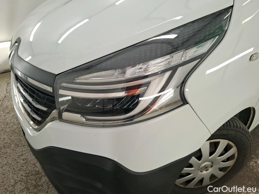  Renault  Trafic RENAULT  / 2019 / 4P / Fourgon tole FG GCF L2H1 1200 Energy dCi 145 BVA #11