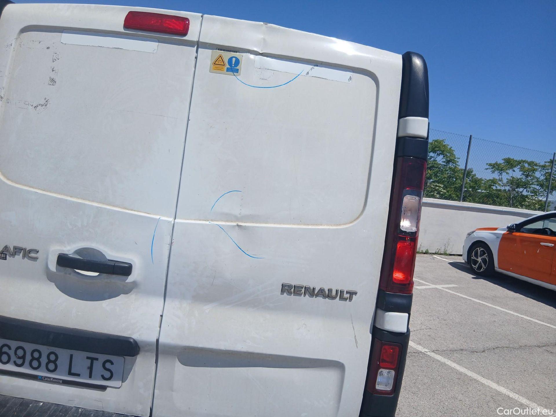  Renault  Trafic RENAULT  / 2019 / 4P / furgón Furgón 29 L2H1 Energy BluedCi 107 kW #33