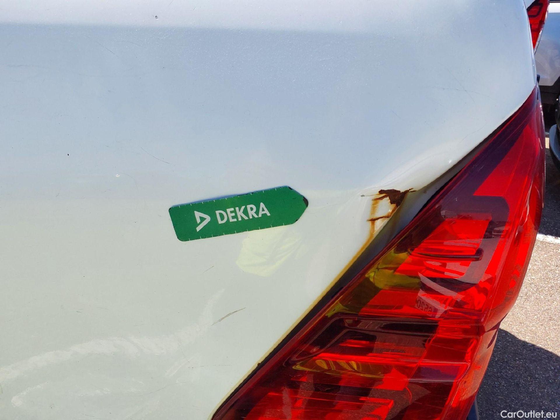  Toyota  Hilux TOYOTA  pickup 2.4 D-4D Cabina Doble GX Plus 150 CV #23