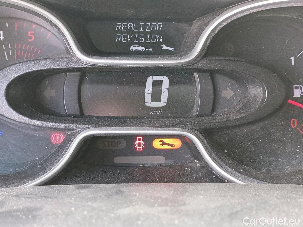 Renault  Trafic RENAULT  / 2019 / 4P / furgón Furgón 27 L1H1 Energy BluedCi 88 kW #58