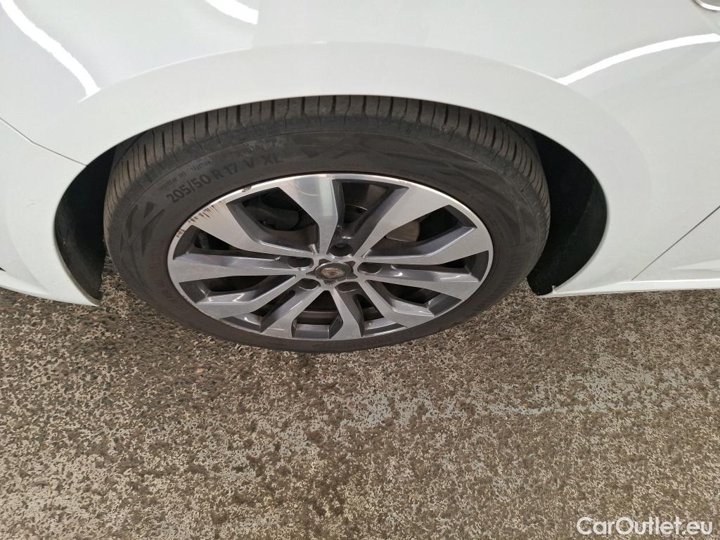  Renault  Megane Mégane Berline / 2020 / 5P / Berline techno TCe 140 EDC / TRANSFO VP/VF
 #9