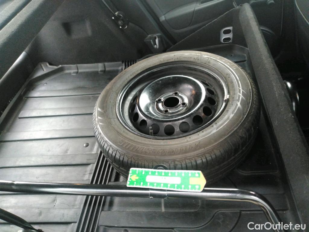  Renault  Clio  IV Air MediaNav 1.5 dCi 75CV BVM5 E6 #47