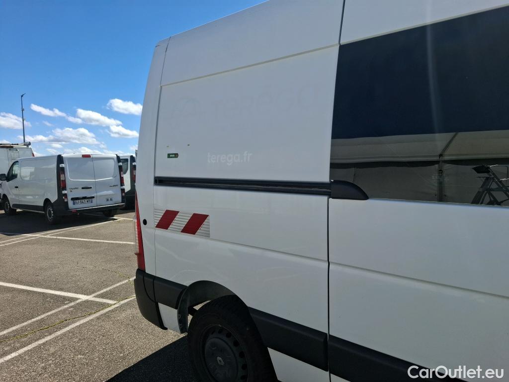  Renault  Master  III Fourgon L2H2 3 5 Grand Confort dCi #1