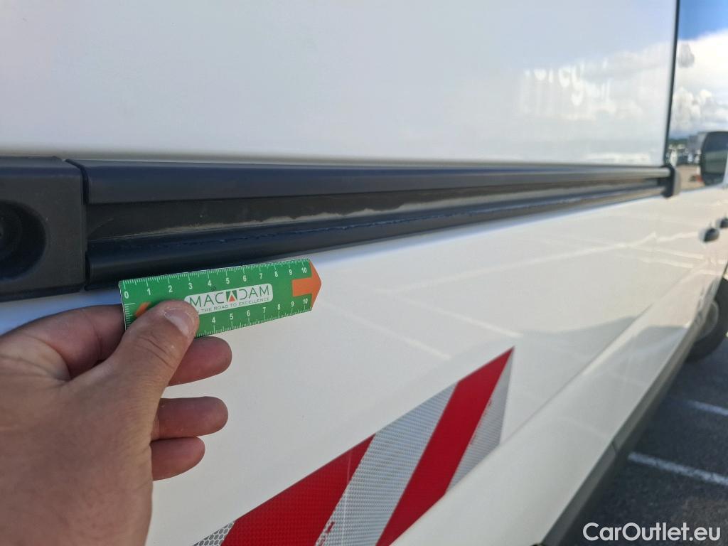  Renault  Master  III Fourgon L2H2 3 5 Grand Confort dCi #28