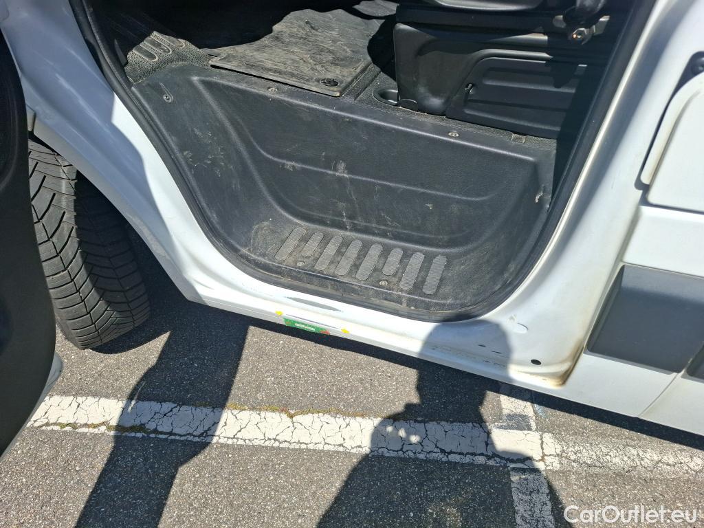  Renault  Master  III Fourgon L2H2 3 5 Grand Confort dCi #15