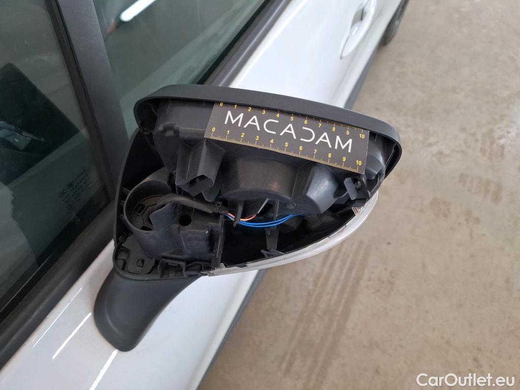  Renault  Clio  IV Air MediaNav 1.5 dCi 75CV BVM5 E6 #36
