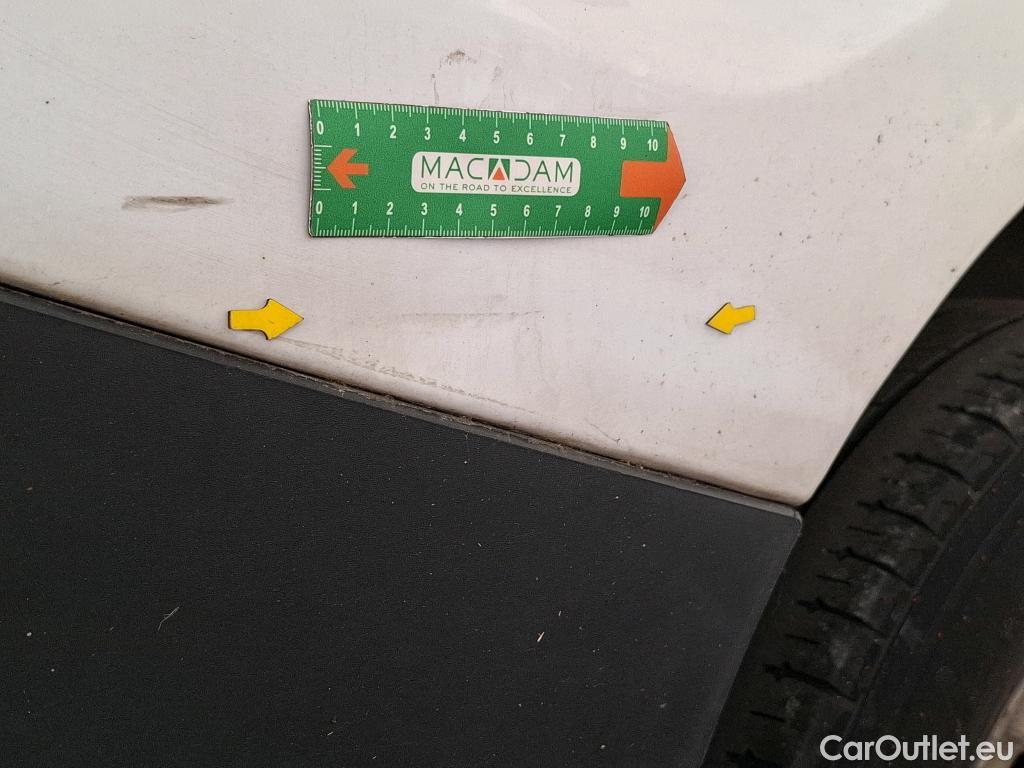  Renault  Trafic  Fourgon L2H1 3T Grand Confort 2.0 dCi 130CV BVM6 E6d #5