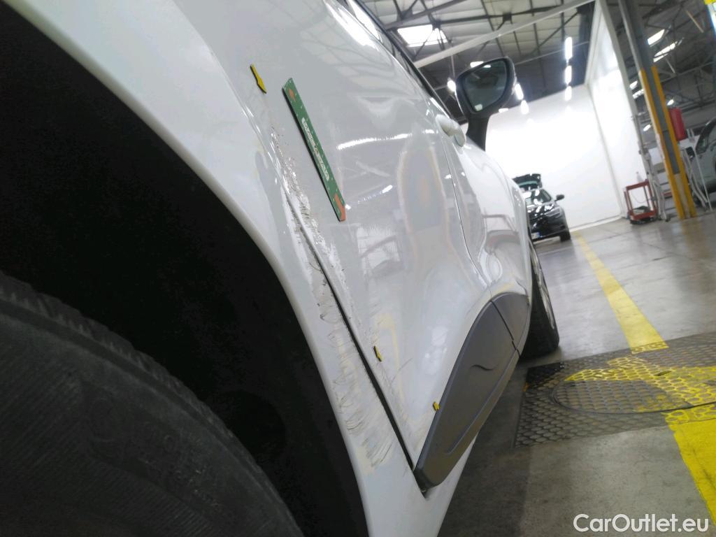  Renault  Clio  IV Air MediaNav 1.5 dCi 75CV BVM5 E6 #28