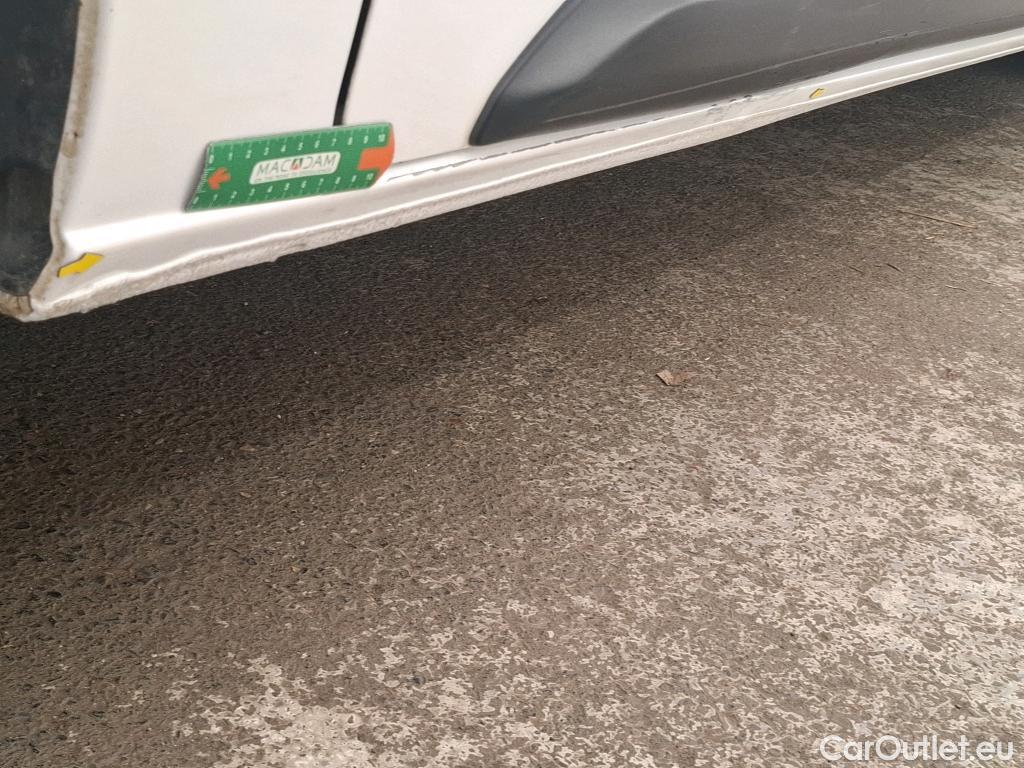  Peugeot  Expert  Fourgon Asphalt L2 2.0 HDi 150CV BVM6 E6dT #9