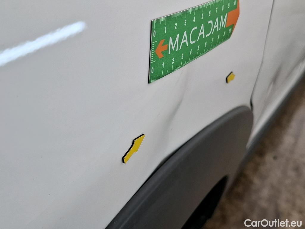  Citroen  C3  Société Feel 1.5 BlueHDI 100CV BVM6 E6d #13