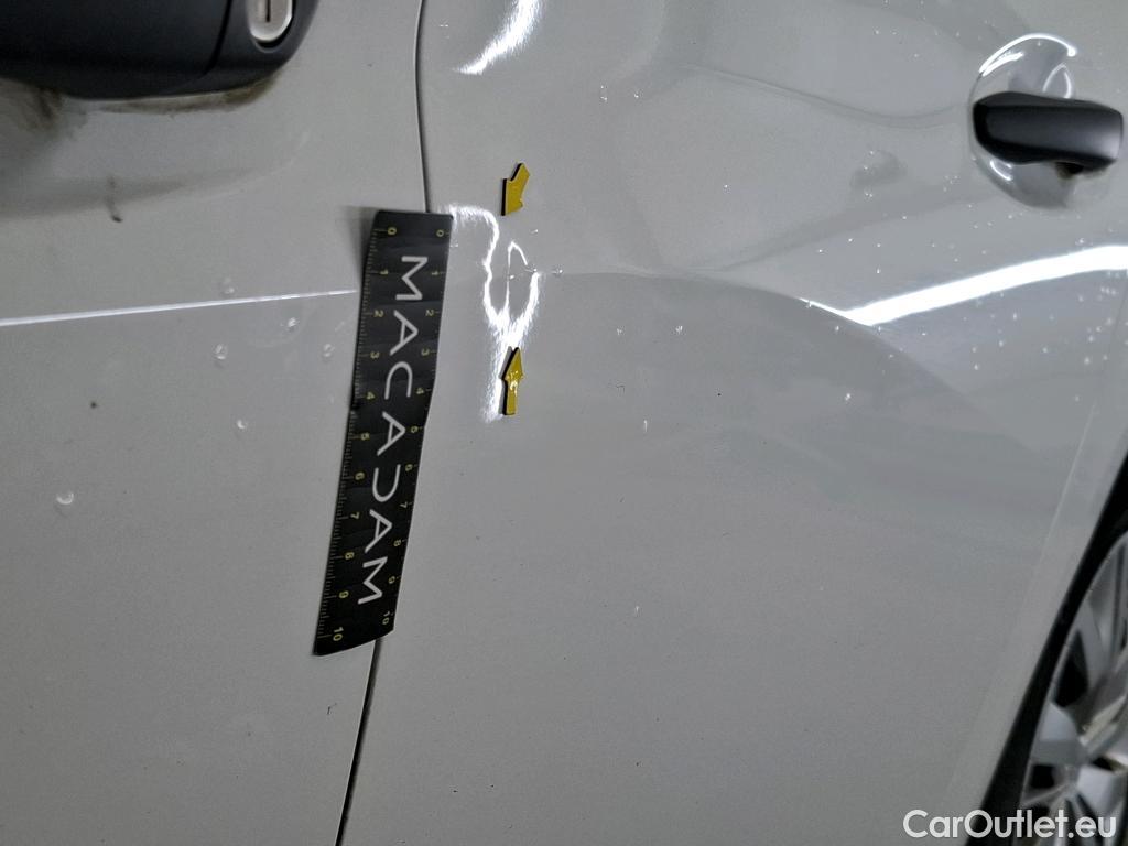  Peugeot  208  Premium 1.5 HDi 100CV BVM6 E6d #10