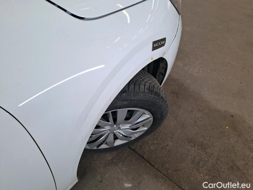  Peugeot  208  Premium 1.5 HDi 100CV BVM6 E6d #1