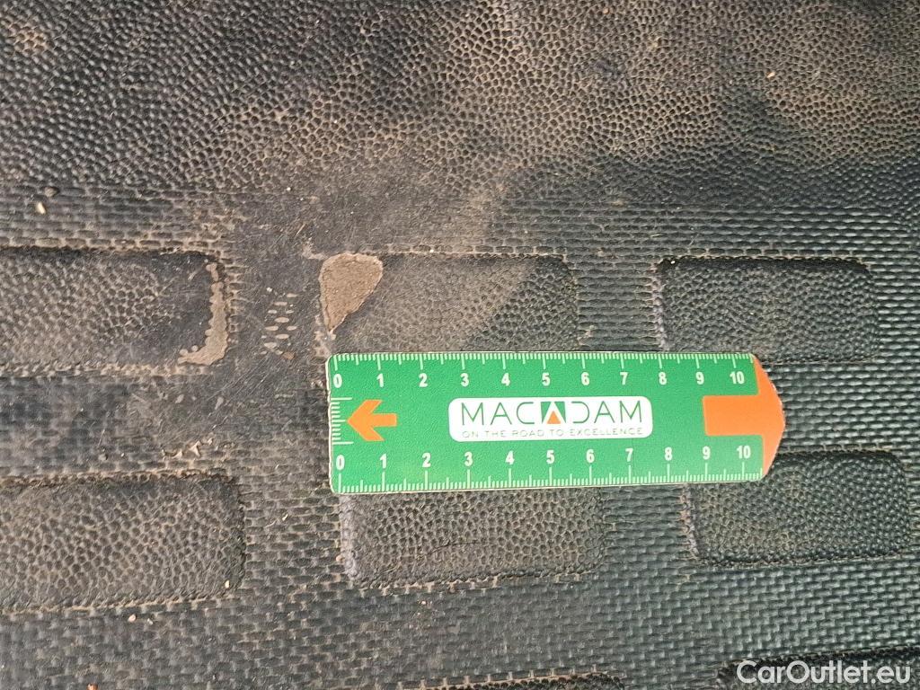  Peugeot  Expert  Fourgon Asphalt L2 2.0 HDi 150CV BVM6 E6dT #19