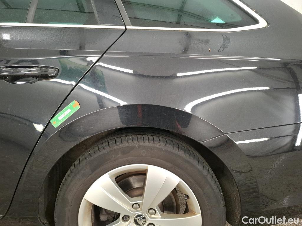  Skoda  Superb  Break Business 2.0 TDI 150CV BVM6 E6d #41