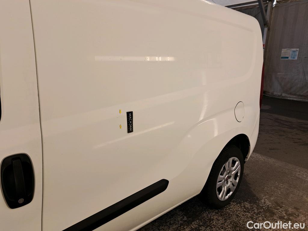  Fiat  Doblo FIAT Doblò Cargo VU 4p Fourgonnette Maxi 1.6 Mjet 105 P.Pro Trio Nav 750kg #1
