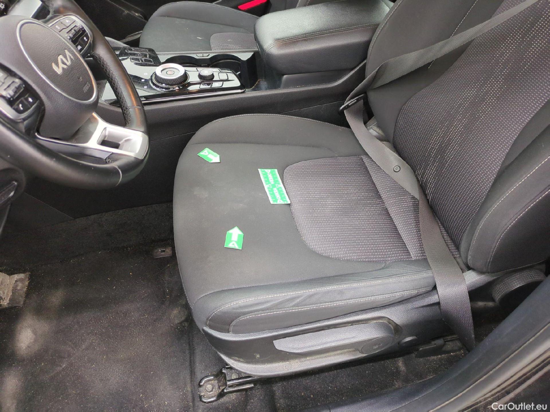  KIA  Sportage KIA  / 2021 / 5P / SUV 1.6 T-GDI 230 HEV AUTO ACTIVE BUSIN #28