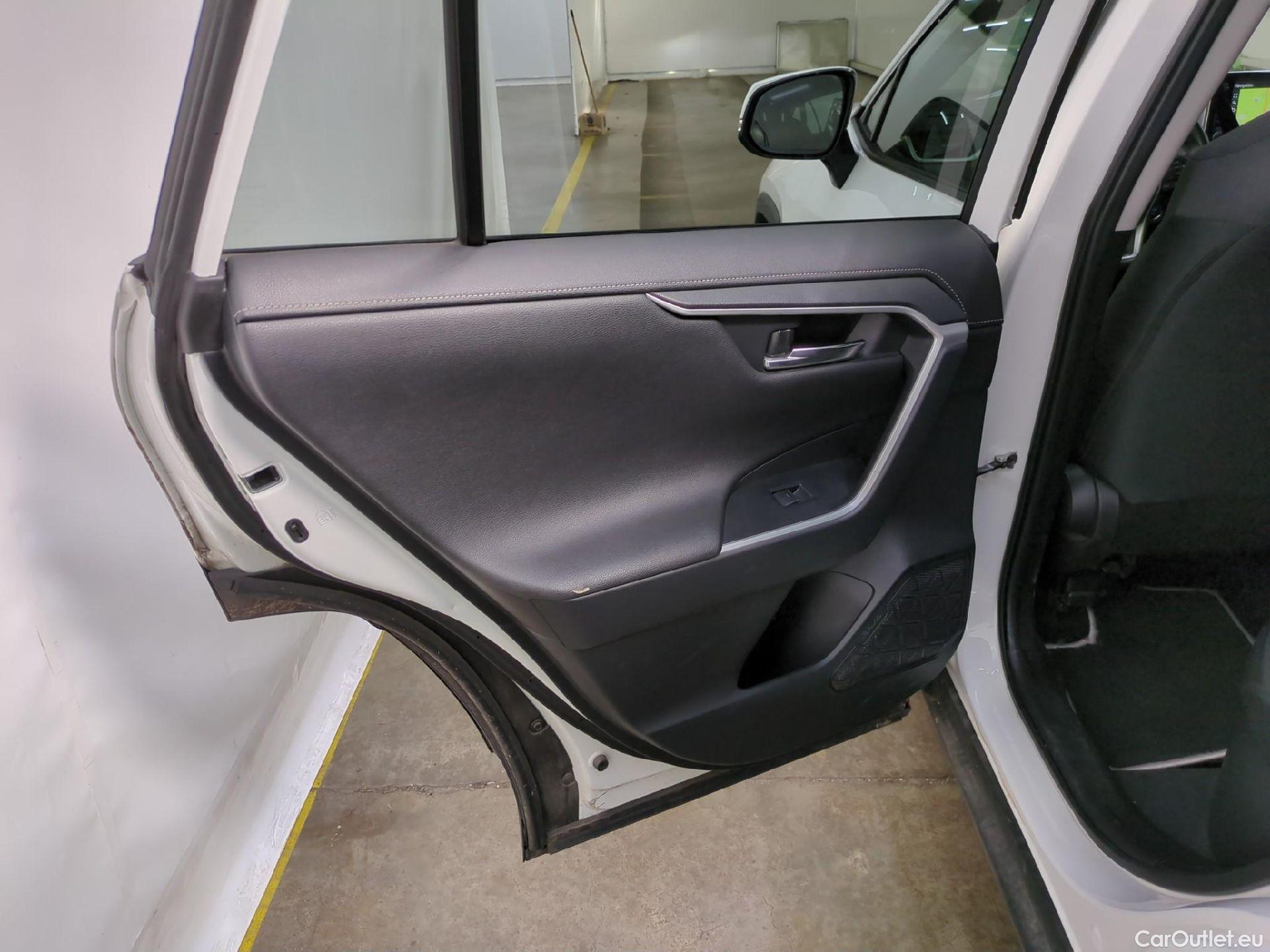  Toyota  RAV4 TOYOTA  Hybride / 2018 / 5P / SUV Hybride 2WD Dynamic Business Beyond Zero #10