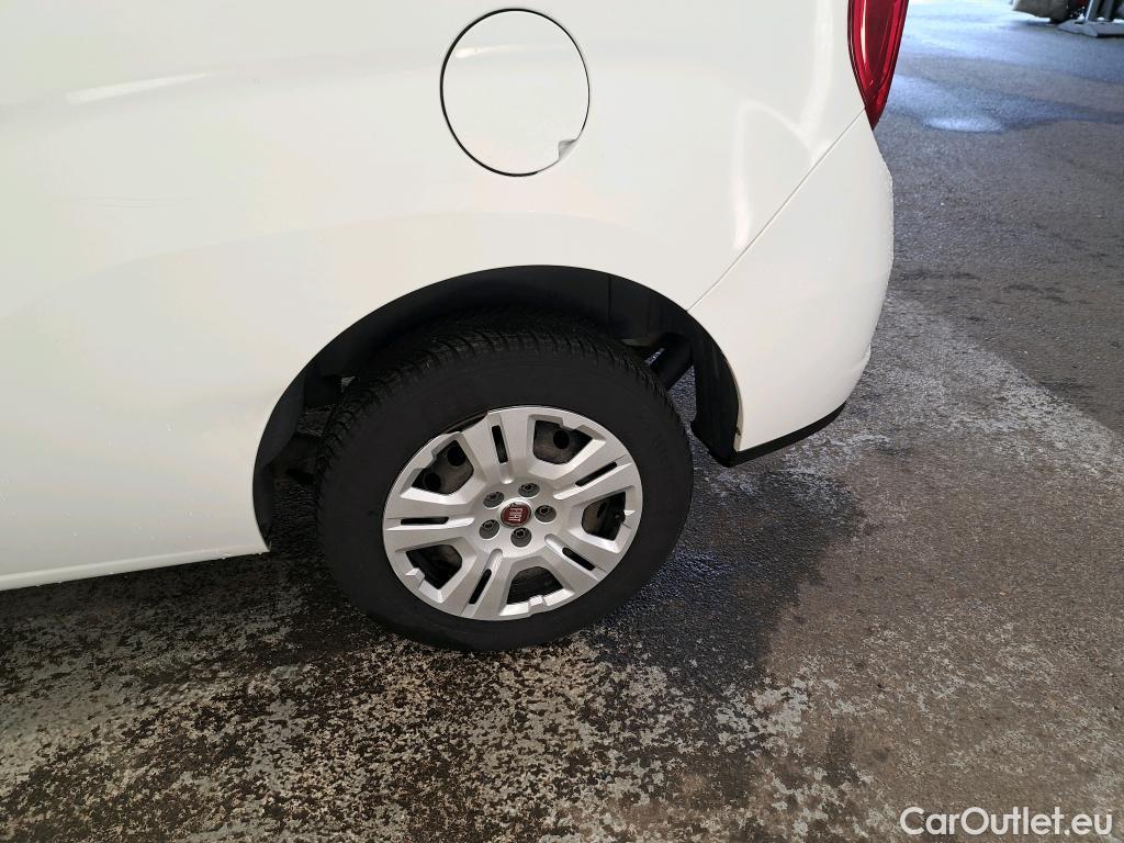  Fiat  Doblo FIAT Doblò Cargo VU 4p Fourgonnette Maxi 1.6 Mjet 105 P.Pro Trio Nav 750kg #29