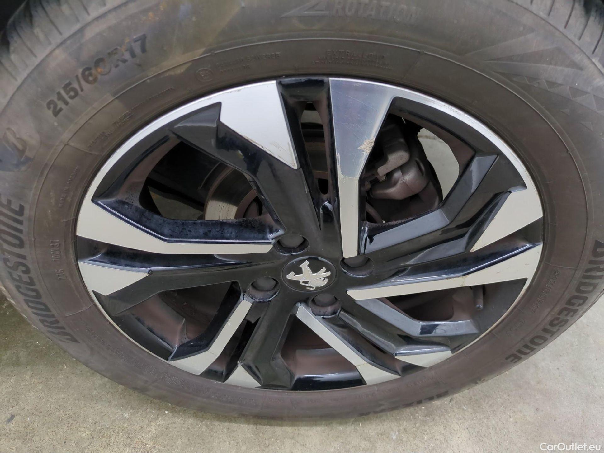  Peugeot  2008  Allure Business 1.5 HDi 130CV BVA8 E6d #13