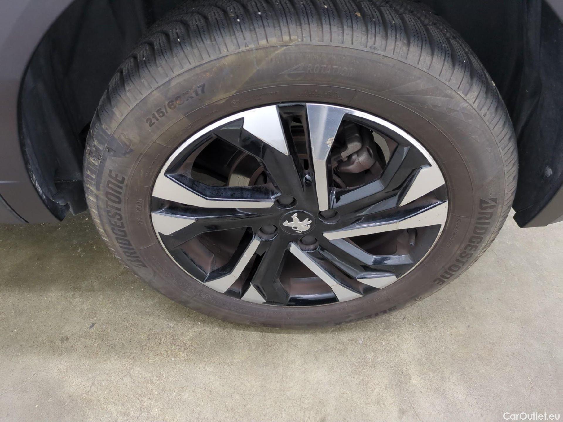  Peugeot  2008  Allure Business 1.5 HDi 130CV BVA8 E6d #10