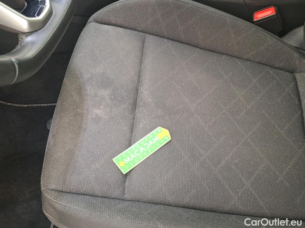  Volkswagen  Golf  VOLKSWAGEN 2020 5P Berline 2.0 TDI SCR 150 DSG7 Life Busi #22