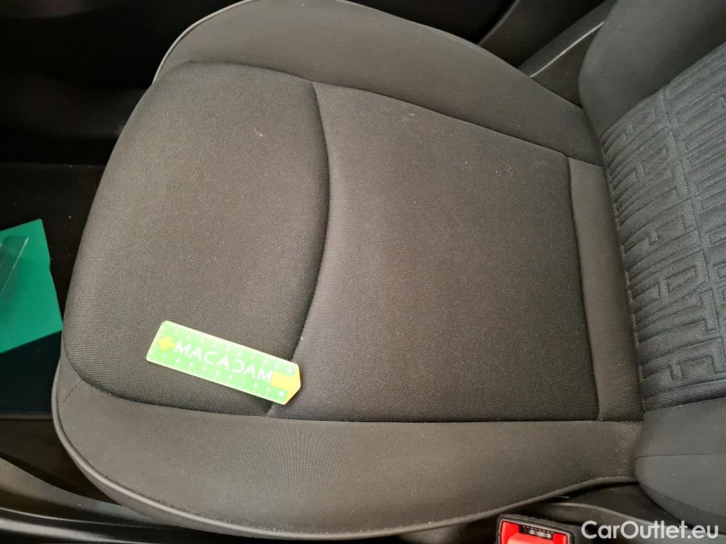  Fiat  500 X / 2018 / 5P / SUV 1.5 MHEV FFLY 130ch DCT7 P Con Sty Tec CD FI 150 #10