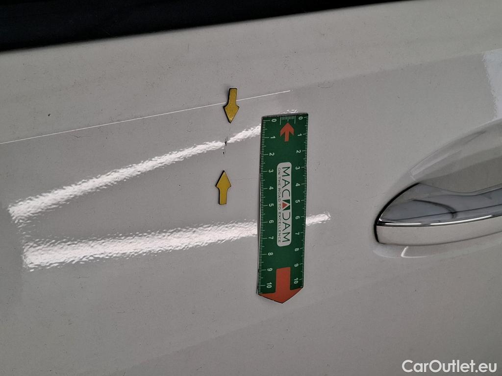  Mercedes  C-Klasse MERCEDES-BENZ Classe C Berline / 2021 / 4P / Berline C 220 d AMG Line #41