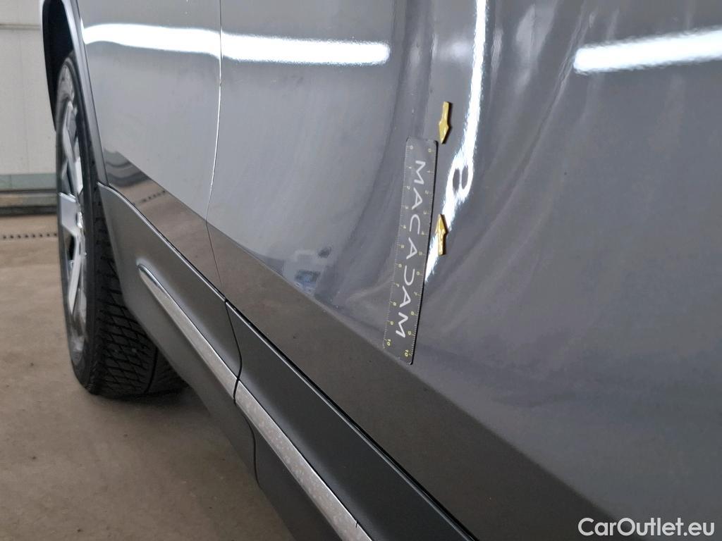  Mercedes  GLB MERCEDES-BENZ  / 2019 / 5P / SUV  200 d Business Line #22