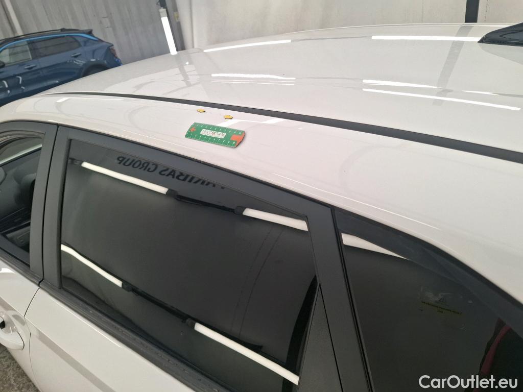  Hyundai  i20  Intuitive 1.2 85CV BVM5 E6d #16