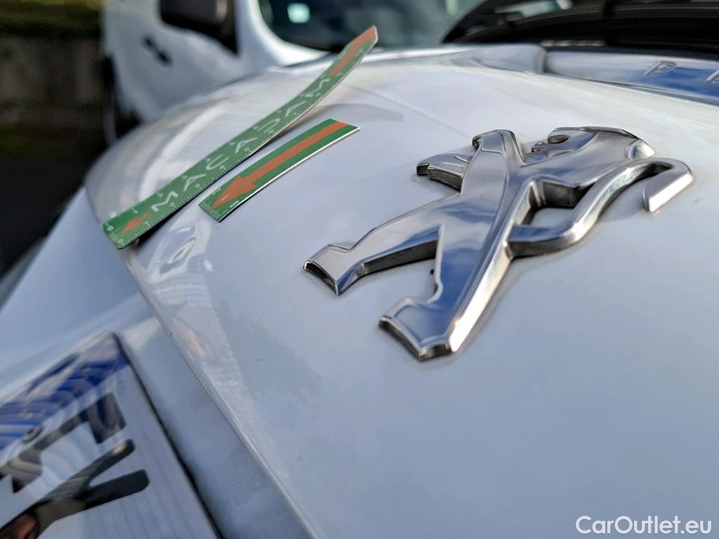  Peugeot  208  Active 1.2 PureTech 80CV BVM5 E6 #12