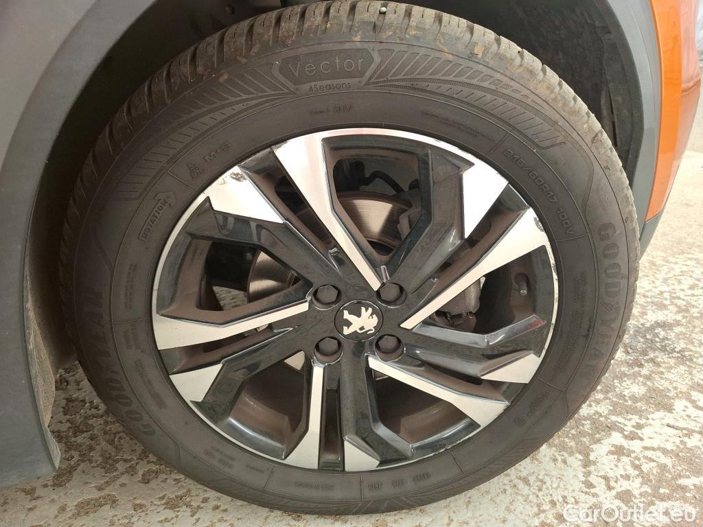  Peugeot  2008 PEUGEOT  / 2019 / 5P / Crossover BLUEHDI 110 S&S ALLURE BUSINESS #25