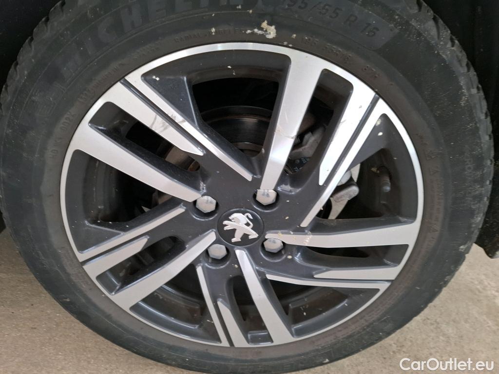  Peugeot  208  Allure Business 1.5 HDi 100CV BVM6 E6d #18