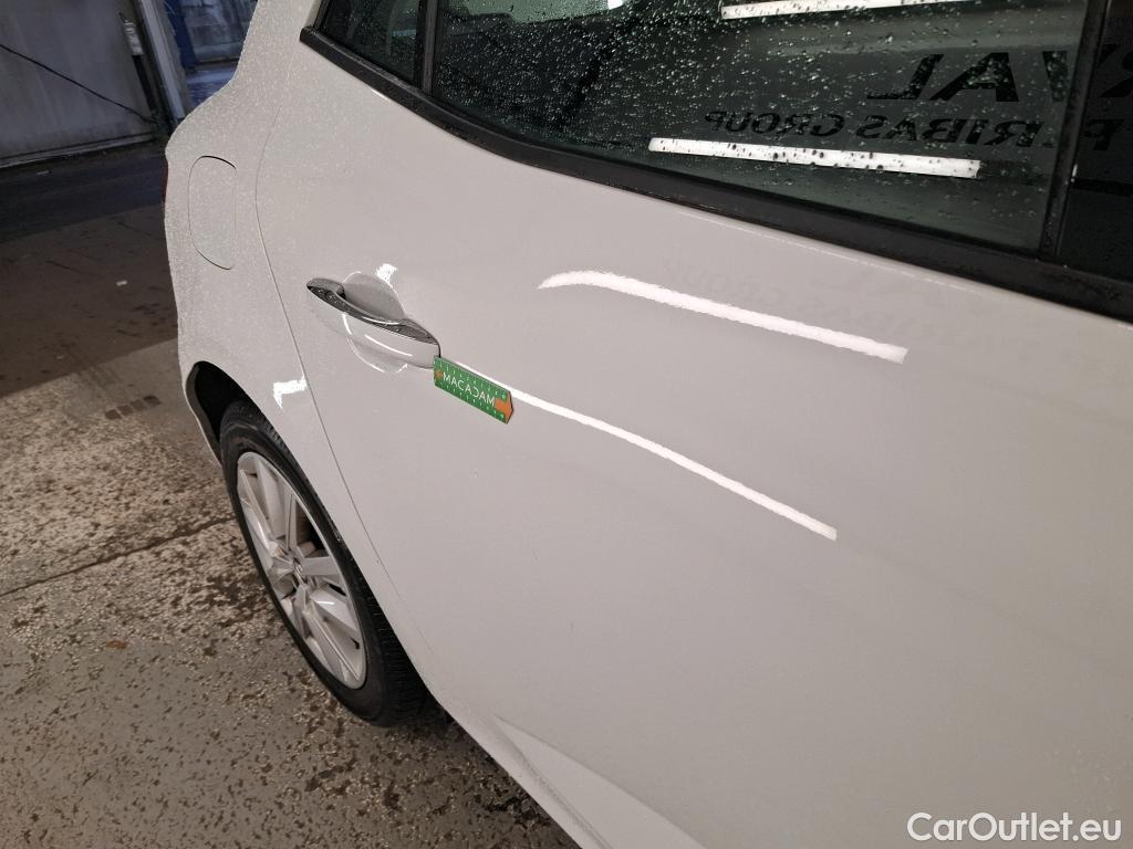  Renault  Megane RENAULT Mégane Berline / 2020 / 5P / Berline Business TCe 140 EDC FAP -21N TVU #20
