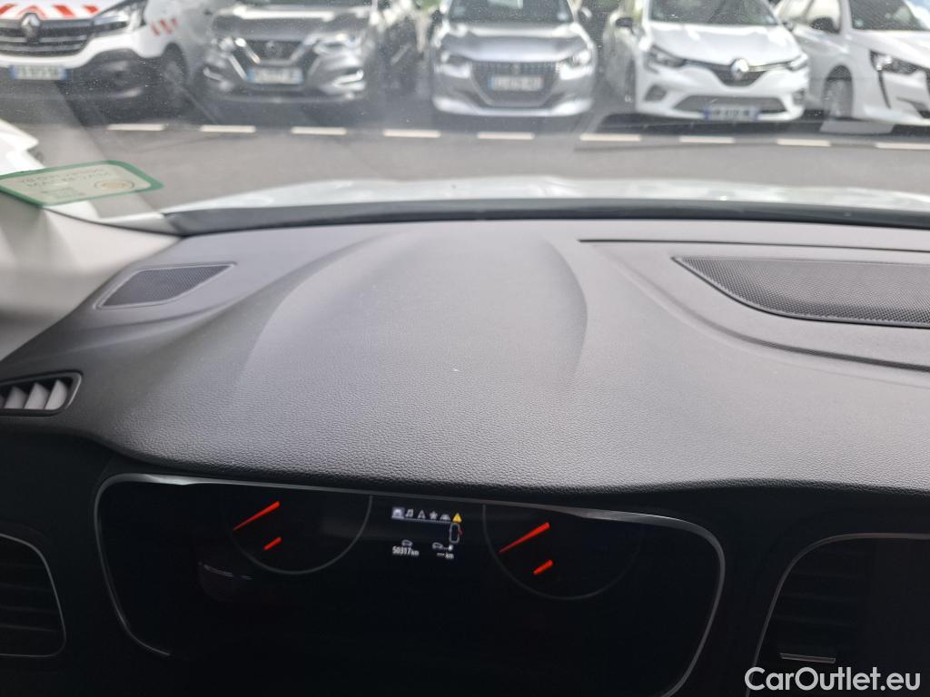  Renault  Megane RENAULT Mégane Berline / 2020 / 5P / Berline Business TCe 140 EDC FAP -21N TVU #37