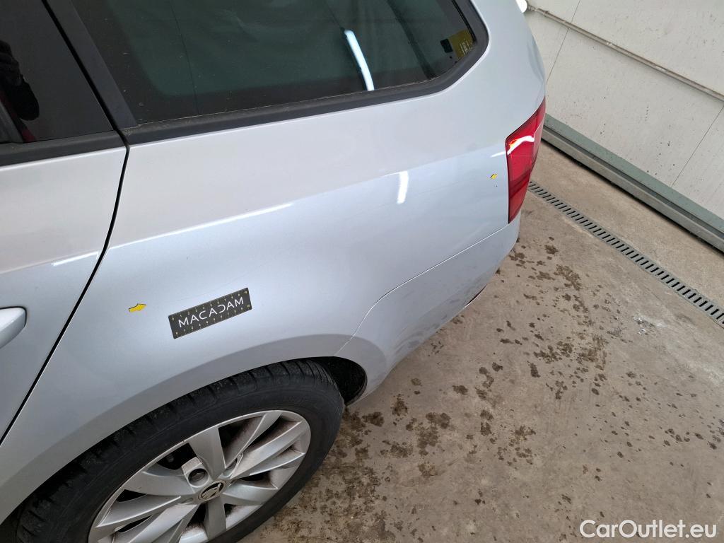  Skoda  Octavia  Combi Business 1.5 TSI 150CV BVA7 E6 #1