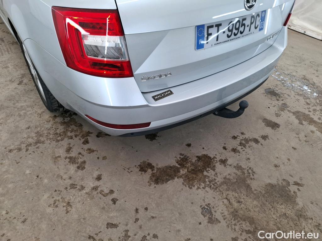  Skoda  Octavia  Combi Business 1.5 TSI 150CV BVA7 E6 #12