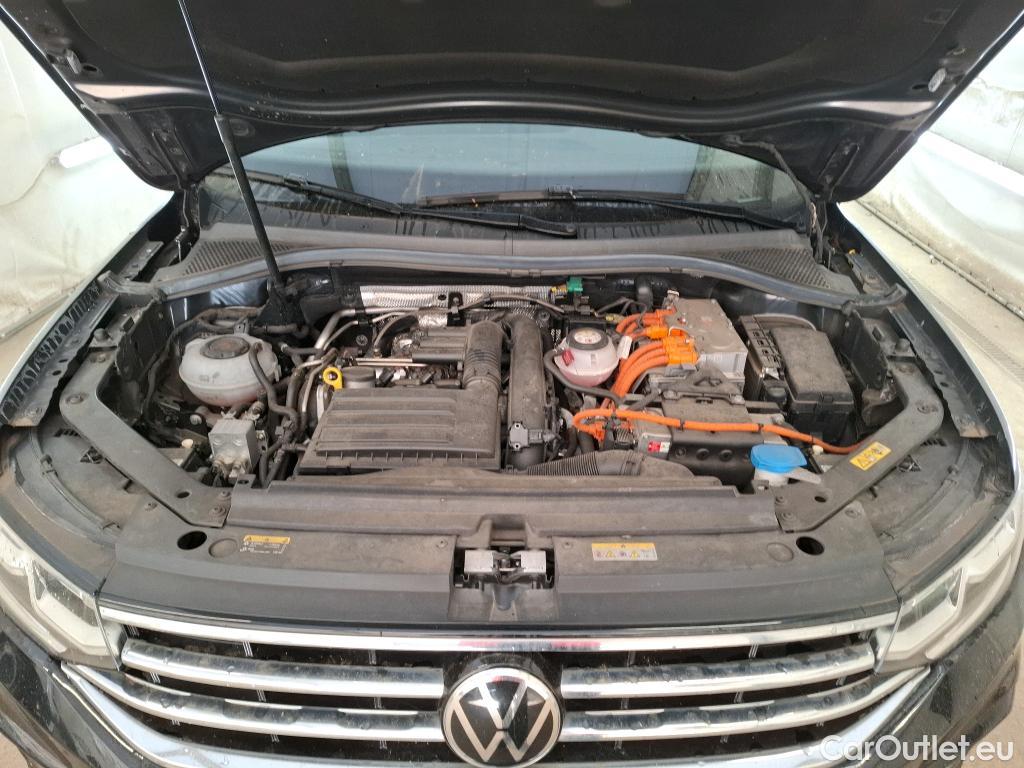  Volkswagen  Tiguan VOLKSWAGEN  / 2020 / 5P / SUV 1.4 eHybrid 245 DSG6 Elegance Exclusive #3