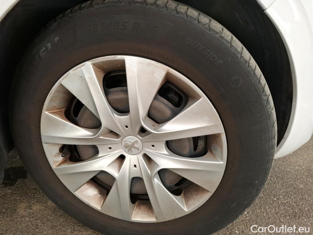  Peugeot  208 PEUGEOT  Affaire / 2015 / 5P / Berline &BlueHDi 100 €6.c S&S PREMIUM PACK #58
