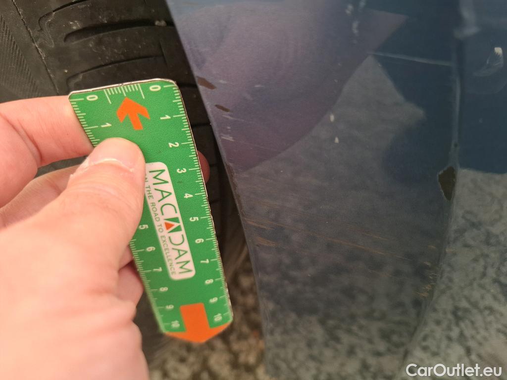  Toyota  Corolla TOYOTA  5p Berline Hybride 122h Dynamic Business #31